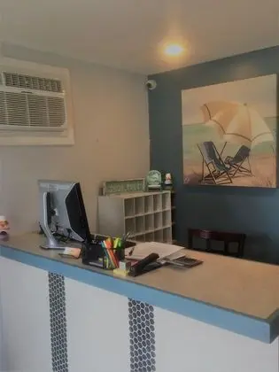 Sunrise Inn - Lobi