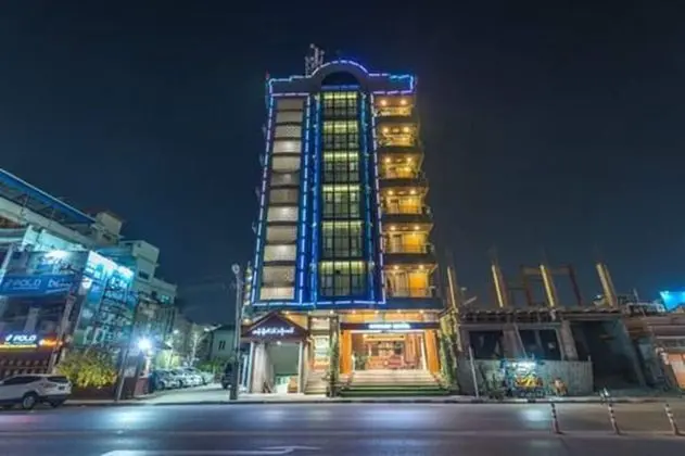 Sunrise Hotel