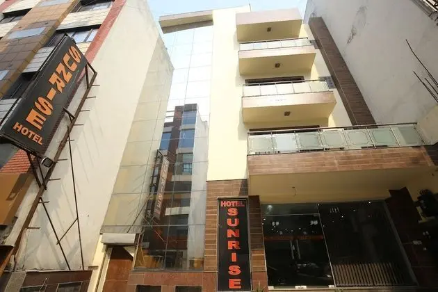 Hotel Sunrise New Delhi - Dış Mekan