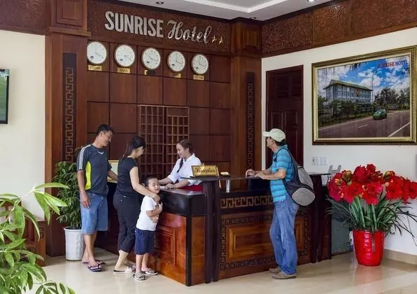 Sunrise Hotel Quang Binh - İç Mekan
