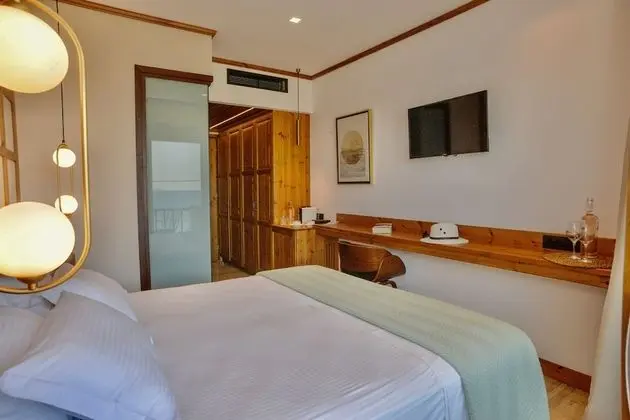 Sunrise Hotel - Oda