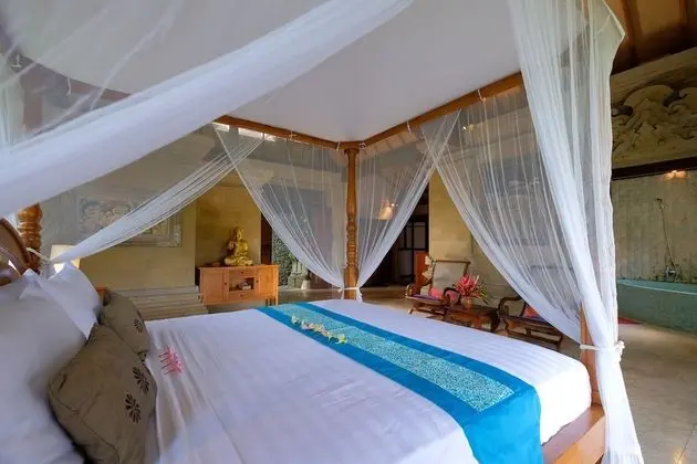 Sunrise Villa Ubud - Oda