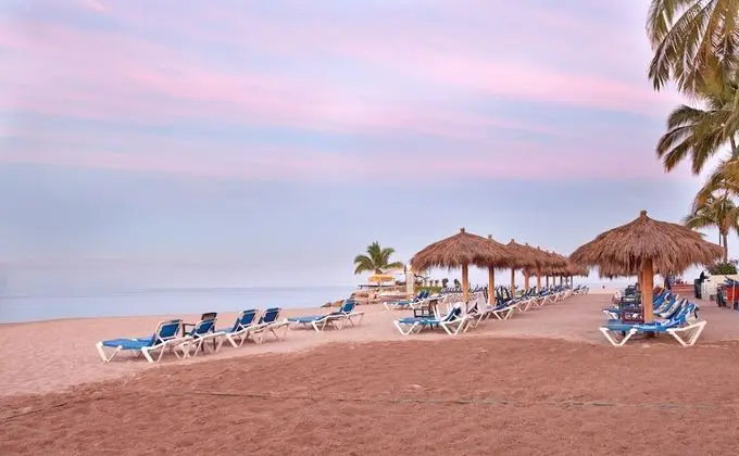Sunscape Puerto Vallarta Resort & Spa All Inclusive - Plaj