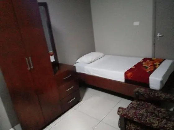 Sunseekers Outrigger Hotel - 1
