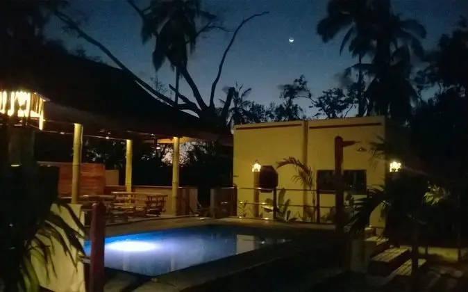 Sunset Bay Villas Siargao - Havuz