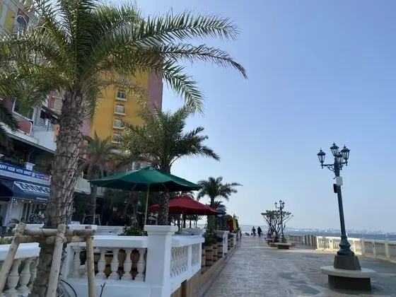 SUNSET BEACH HOTEL