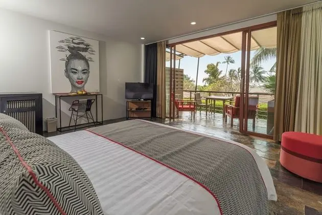 The Sunset Beach Resort & Spa Taling Ngam - Oda
