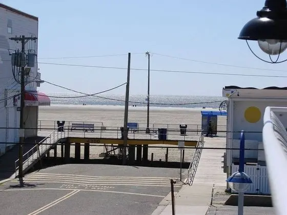 Sunset Beach Hotel