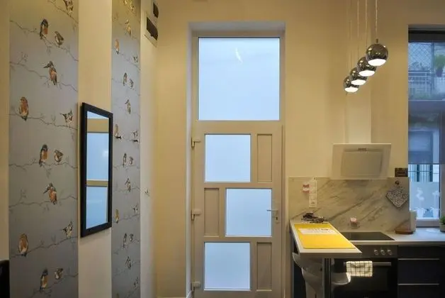 Sunset Central Apartment - Lobi