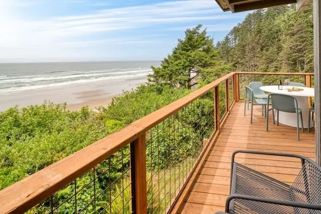Sunset Cove by Avantstay Beachfront w/ Balcony!