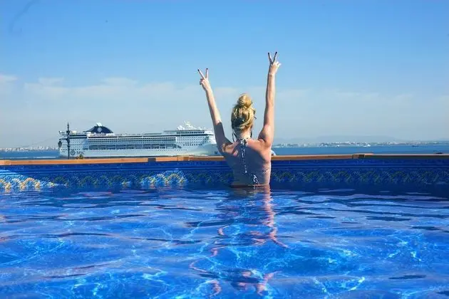 Sunset Destination Hostel