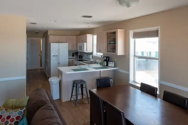Sunset Harbor Beachview Condos - Mutfak