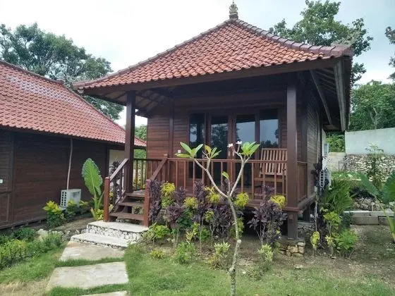 Sunset Hill Lembongan