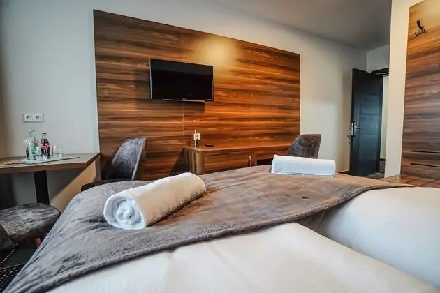 Sunset Hotel - Oda