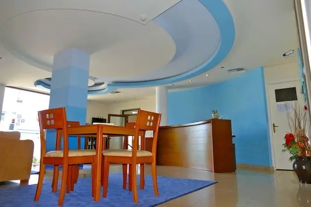 Sunset Hotel - Lobi