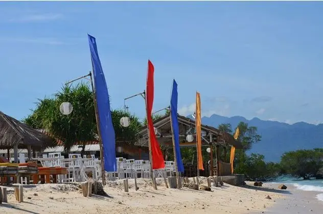 Sunset Palms Resort - Plaj