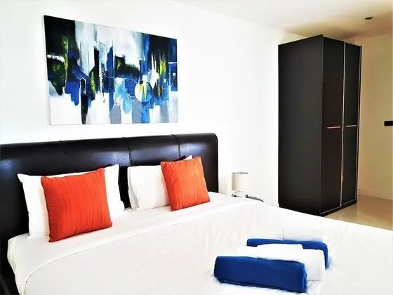 Sunset Plaza 4 Karon Beach by PHR - Oda