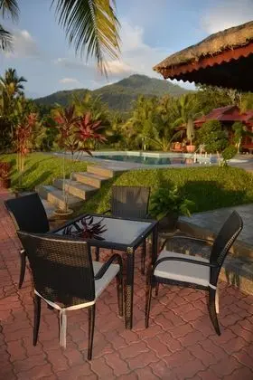 Sunset Valley - Havuz