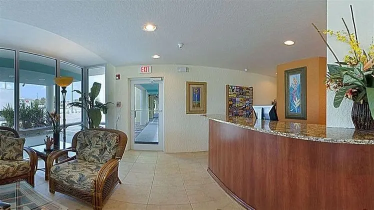 Sunset Vistas Beachfront Suites - Lobi