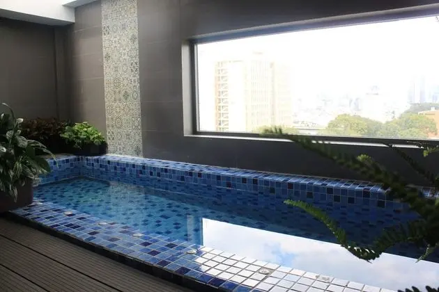 Sunshine Antique Hotel Saigon - Havuz