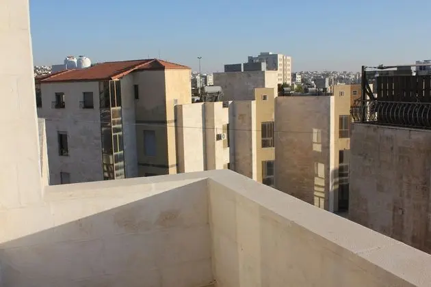 Sunshine Apartments