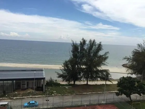 Sunshine Bay Resort Port Dickson - Plaj