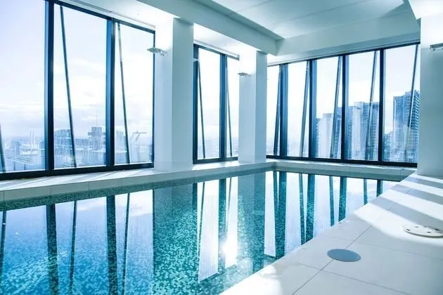 Sunshine Boutique Apartments Collins - Havuz