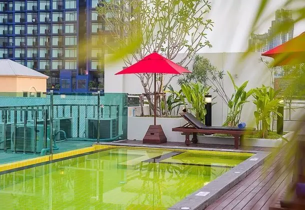 Sunshine Hip Hotel - Havuz