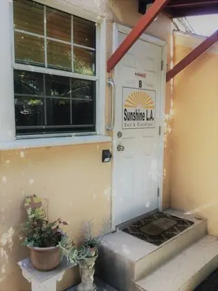 Sunshine LA BnB - Dış Mekan