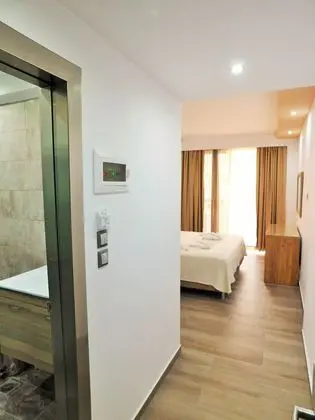 Sunshine Hotel - Oda