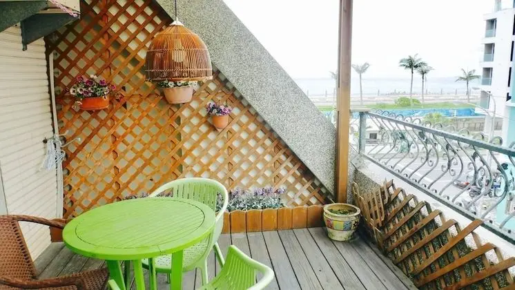 Sunshine Sea View B&B