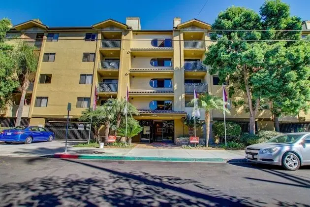 Sunshine Suites at Hillcrest - Dış Mekan