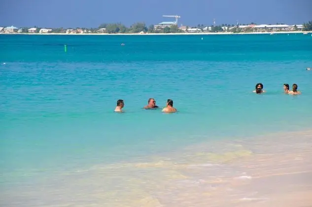 Sunshine Suites Resort - Plaj