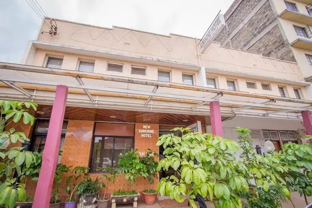 Sunshine Hotel Tengecha