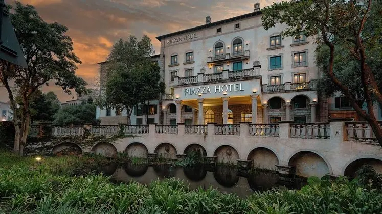 Sunsquare Montecasino - Dış Mekan