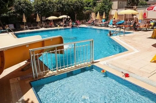 Sunway Apart Hotel - Havuz