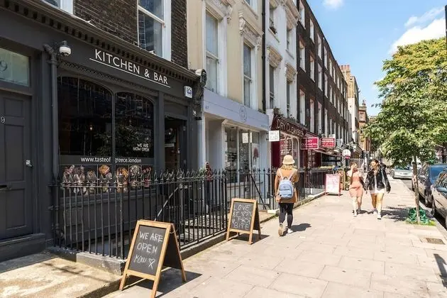 Super 1BD Flat Minutes From Kings Cross Station!
