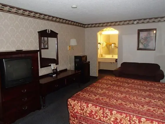 Super 8 by Wyndham Dallas South - Genel