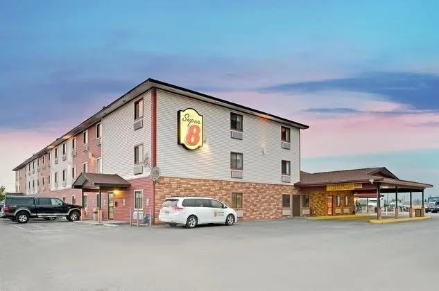 Super 8 by Wyndham Spokane/West - Genel
