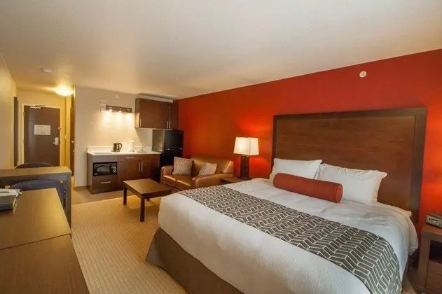 Super 8 Invermere