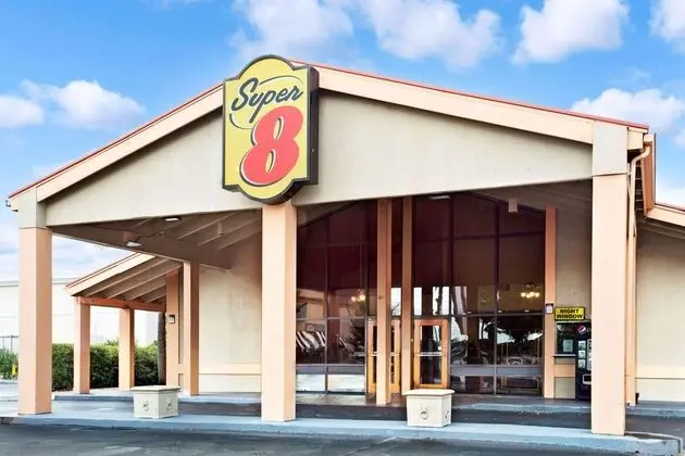 Super 8 Kissimmee Maingate Orlando Area