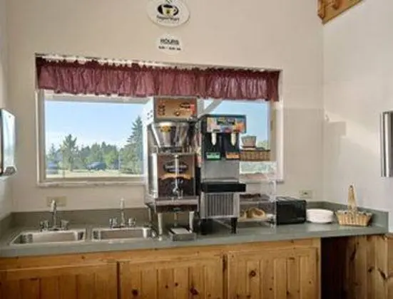 SUPER 8 MOTEL ELY MINNESOTA - Genel