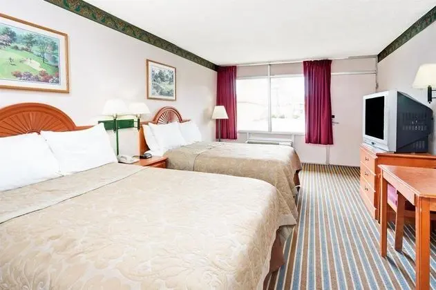 Super 8 Motel - Jacksonville / Central