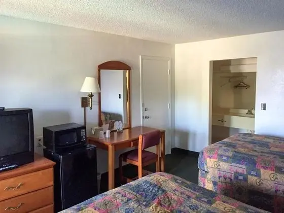 Super 8 Motel - Speedway - Genel