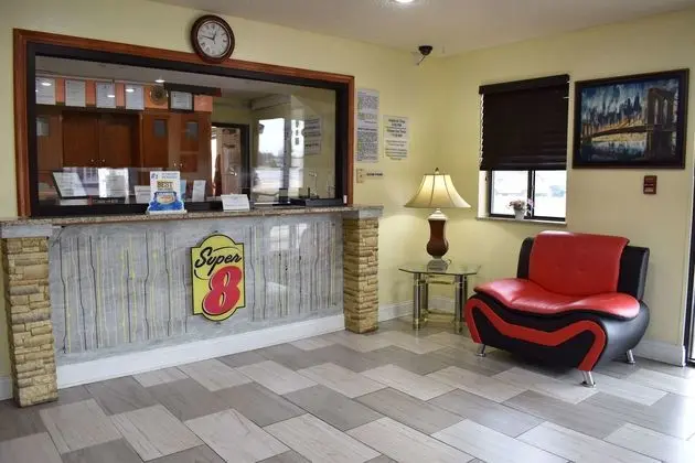 Super 8 Newport News Jefferson Ave