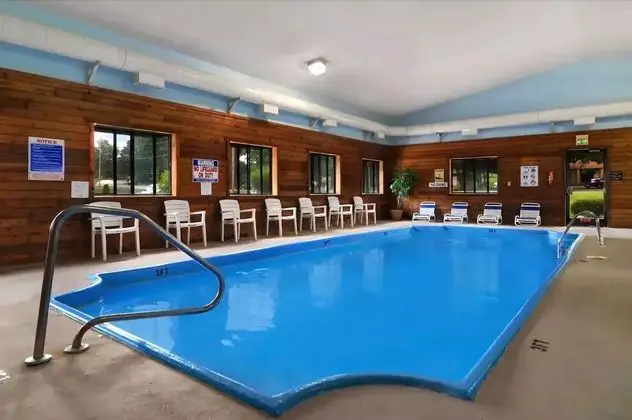 Super 8 Paris