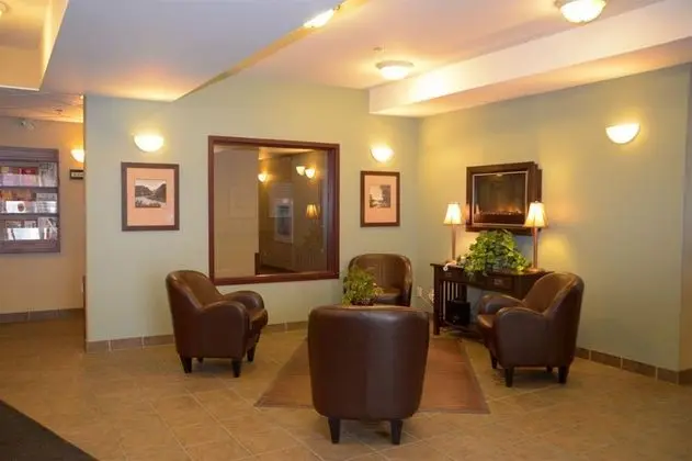Super 8 by Wyndham Ajax Toronto