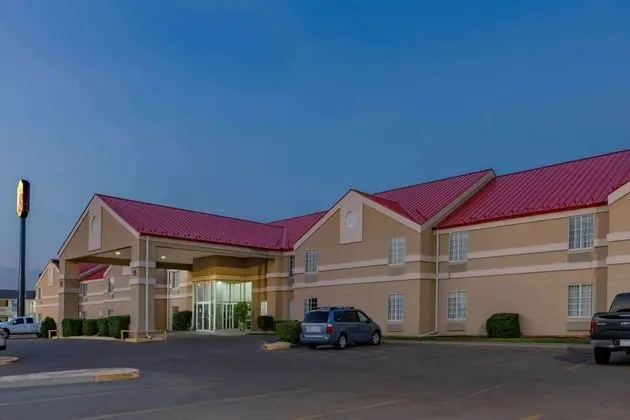 Super 8 by Wyndham Amarillo West - Dış Mekan