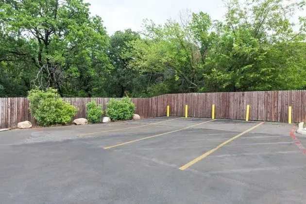 Super 8 by Wyndham Arlington East