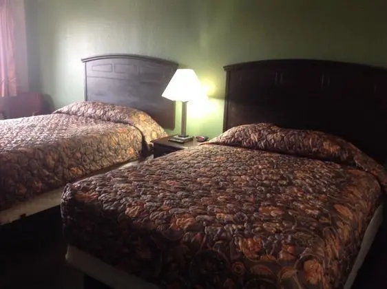 Super 8 by Wyndham Austin University/Downtown Area